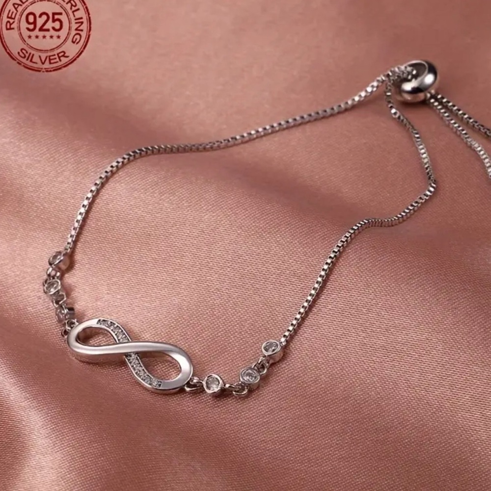 Elegant Infinity Symbol Slider Link Bracelet - 925 Sterling Silver